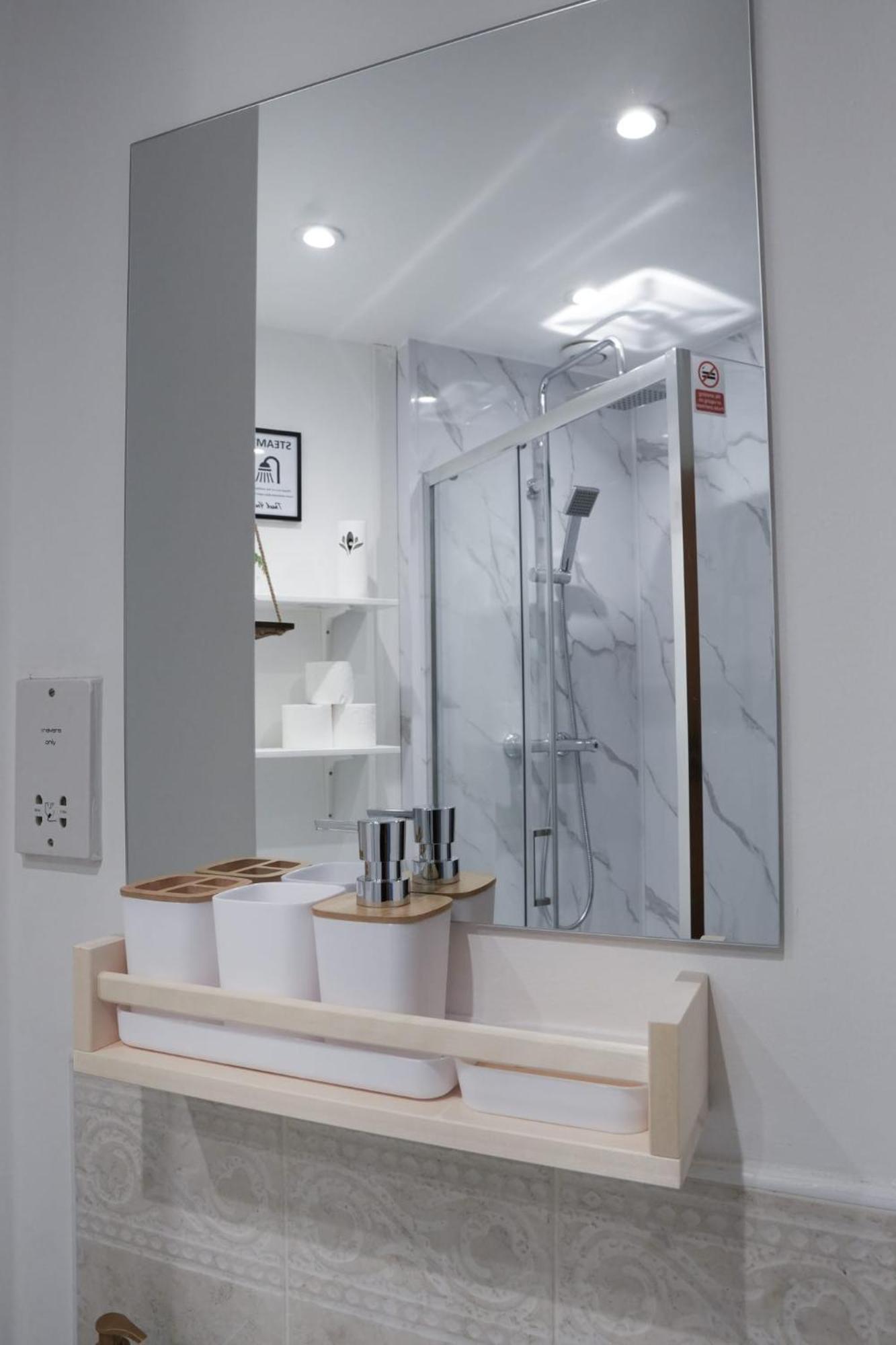 Whole 2-Bed Apartment - Contractors, Professionals, Ulez Free, Free Parking, B'Ham City 10Mins Birmingham Buitenkant foto
