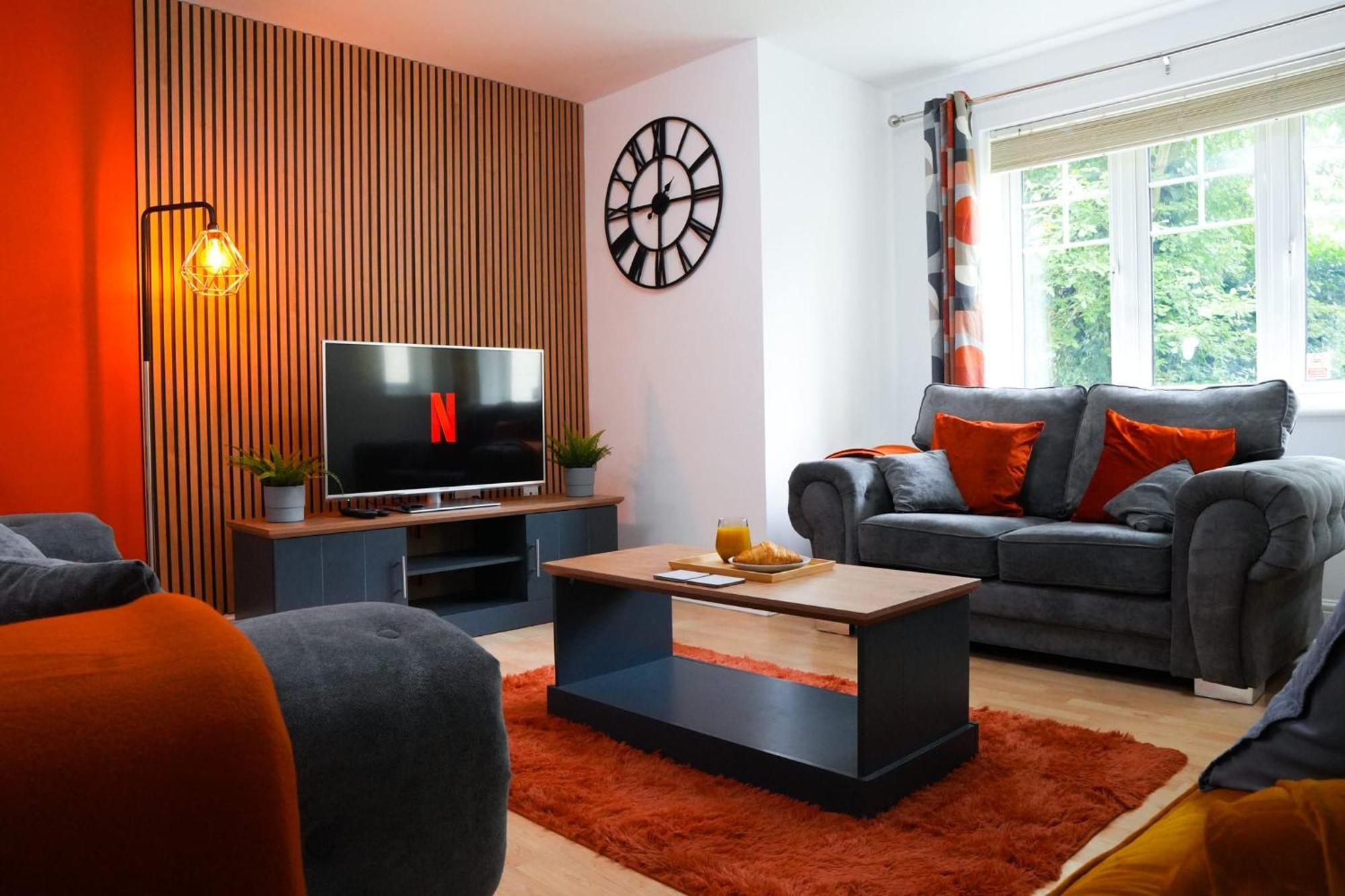 Whole 2-Bed Apartment - Contractors, Professionals, Ulez Free, Free Parking, B'Ham City 10Mins Birmingham Buitenkant foto